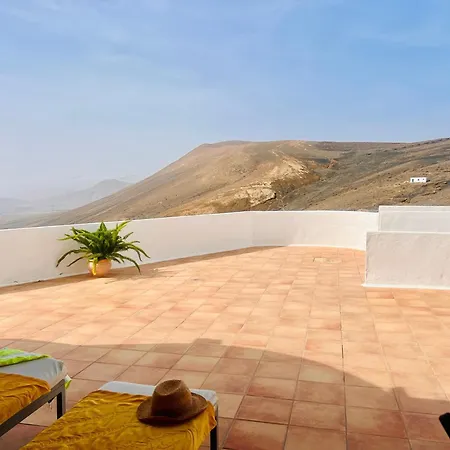 Lanzarote Moon فيلة